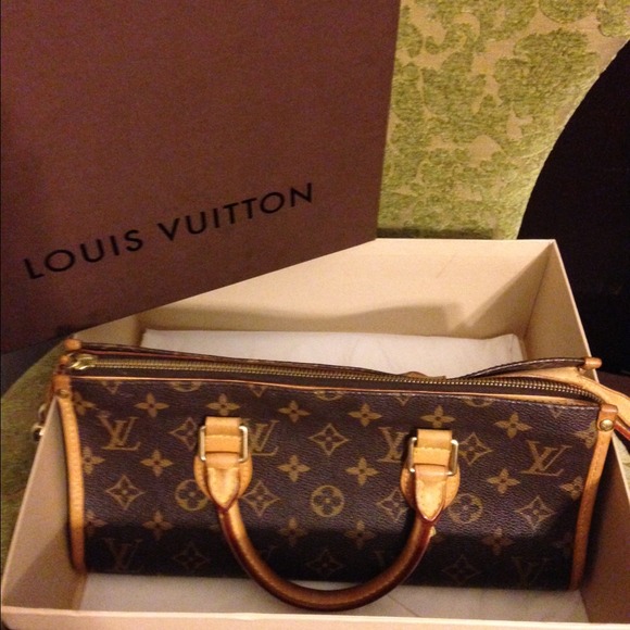 SOLD Auth Louis Vuitton Popincourt Handbag - Picture 1 of 4
