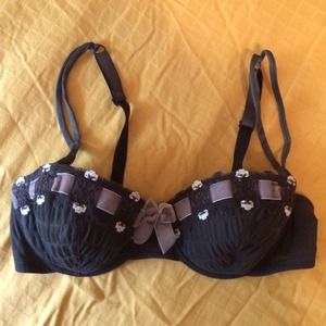 🎀RESERVED🎀 3 VS BRAS