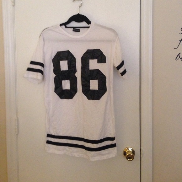 TOPSHOP TREND 86 pop top