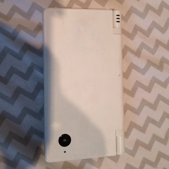 Nintendo ds with camera