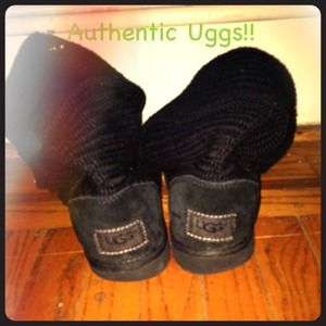💥reserved🔥Authentic sweater uggs!!