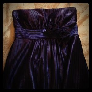 Strapless purple party dress