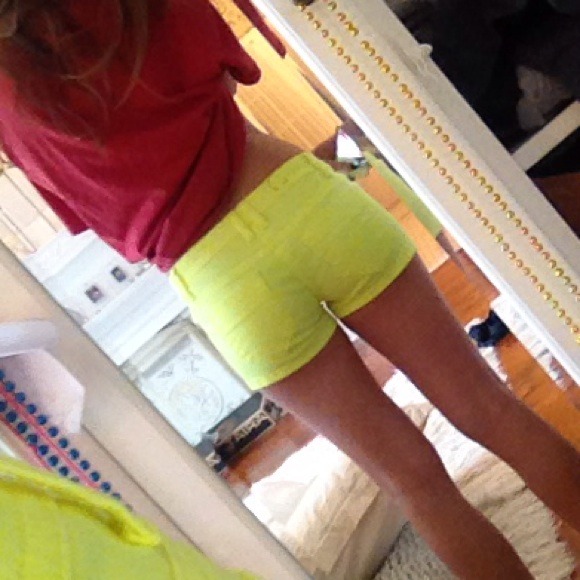 Shorts - Picture 2 of 2