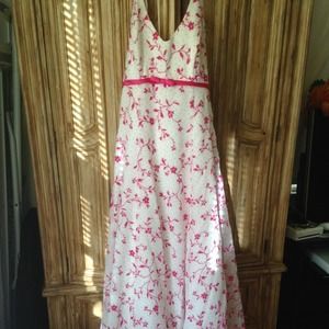 🎀PRICE REDUCED!🎀 Fuscia and White prom dress