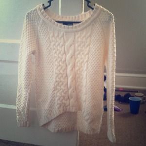 Cream ana Hi-Low Sweater