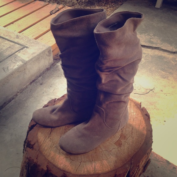Steve Madden Gray boots - size 7