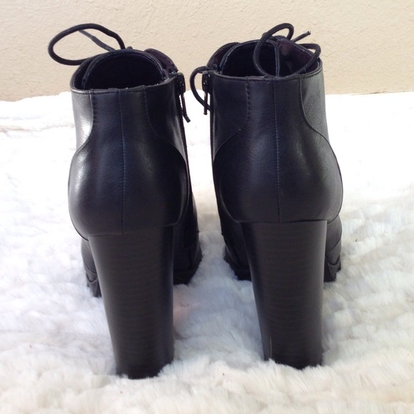 Shoes - New Black Lace Up Chunky Heel Booties Shoes - New Black Lace Up Chunky Heel Booties