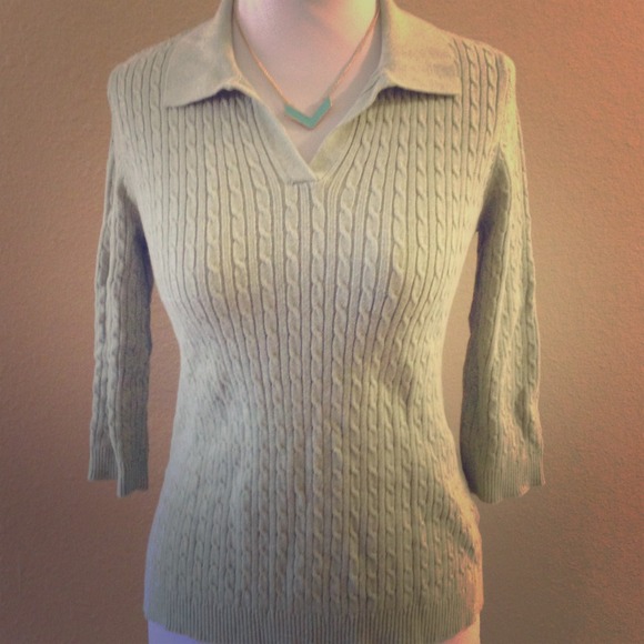 Light green ribbed sweater