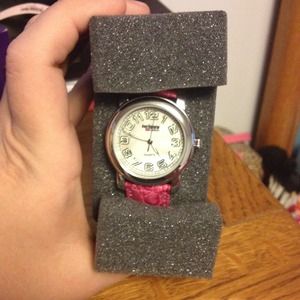 Twiggy watch. With pink band