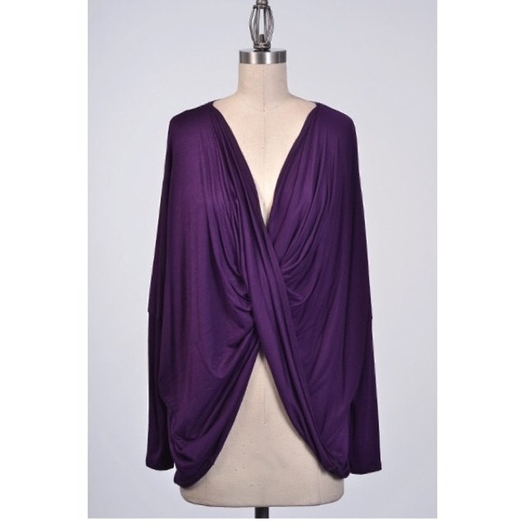 Overlapped Top - Picture 2 of 2