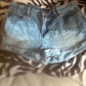 Old College Inn Shorts