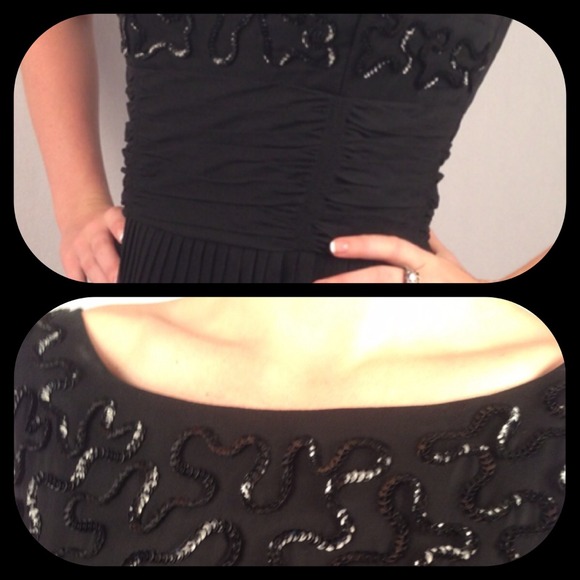 THE Black Cocktail Dress - Picture 4 of 4