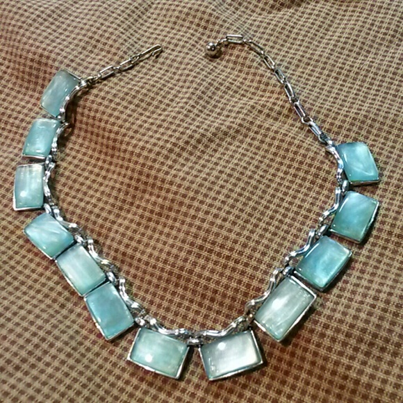 Reduced. Choker necklace