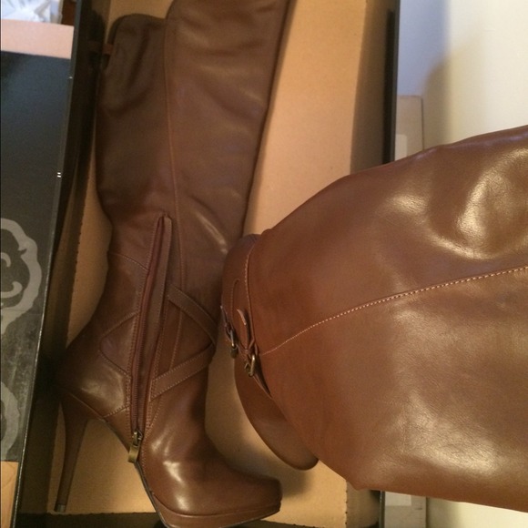 SOLD - Picture 2 of 3