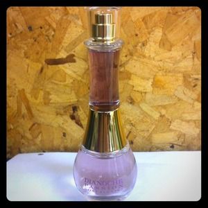 Dianoche Passion by Dasiy Fuentes