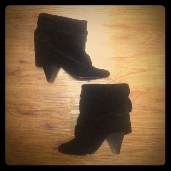Black Steve Madden boots size 6