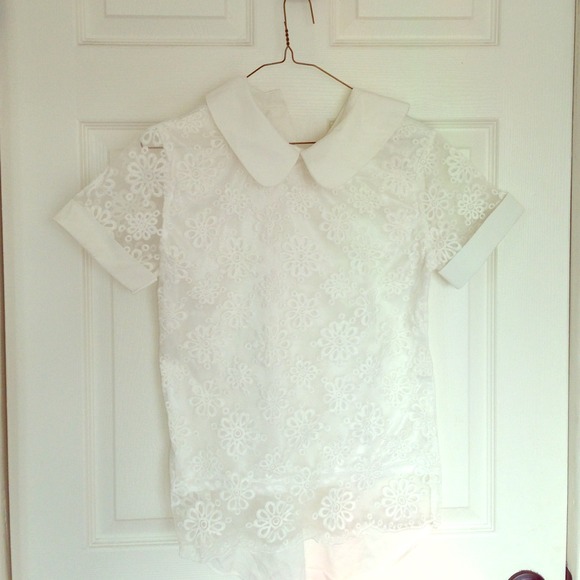 Floral embroidered shirt with Peter Pan collar