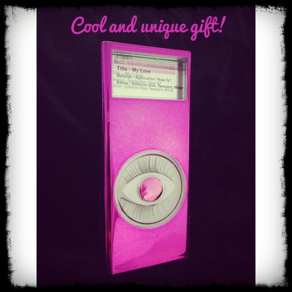 Unique lash kit by "I lash"!!