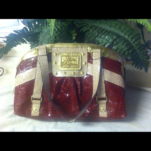 SOLD 💢 REDUCED 💢🔥 Apple Bottom Purse 🔥