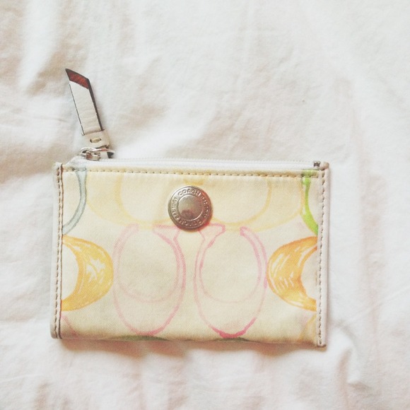 Coach Small Wallet - Picture 2 of 2