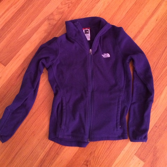 🚫TRADED🚫 North face sweater.
