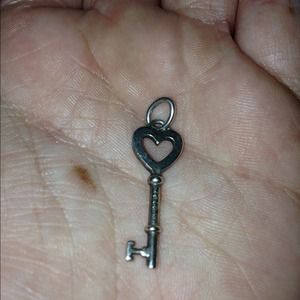 Tiffany key necklace pendant !