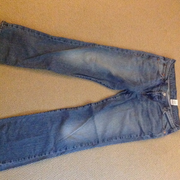 Lucky brand jeans. 32 reg. in good condition