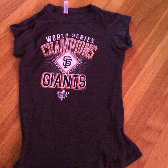 Authentic giants shirt.