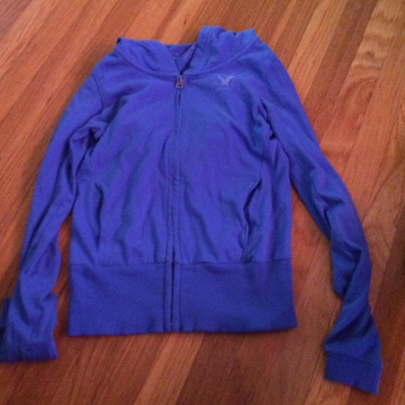 American eagle sweater.