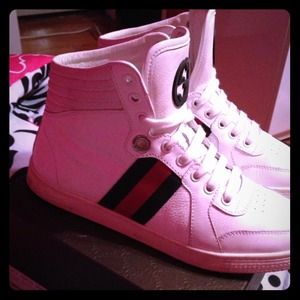 Gucci sneakers
