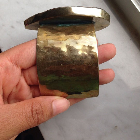 🎉 HOST PICK! 🎉 Agate cuff price cut from 70 - Picture 2 of 2