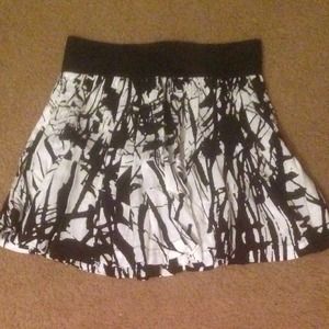 Skirt!