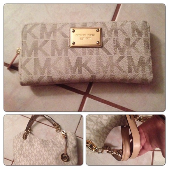 Authentic MK purse and wallet