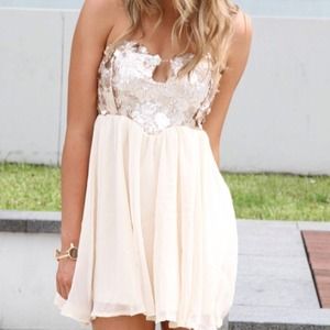 Sabo Skirt Skirts - Beautiful Sabo Skirt sequin dress Sabo Skirt Skirts - Beautiful Sabo Skirt sequin dress