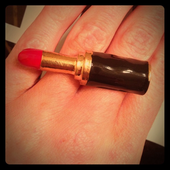 Lipstick Ring