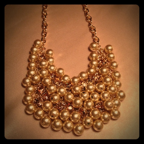 Charming necklace!!