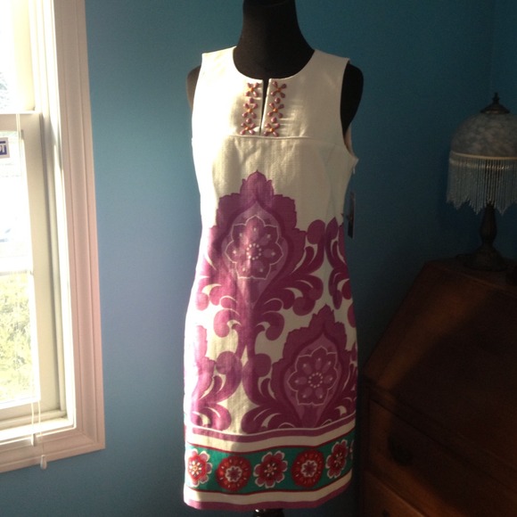 Laundry by Shelli Segal Dresses & Skirts - 🎉SALE🎉 Fabulous NWT Shift w/ Beading