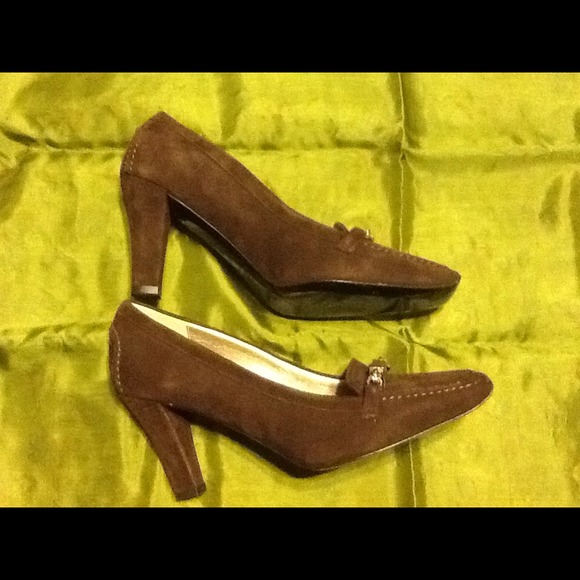 Claudia Ciuti Brown Suede Loafer. SZ7M - Picture 2 of 4