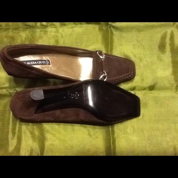 Claudia Ciuti Brown Suede Loafer. SZ7M - Picture 4 of 4