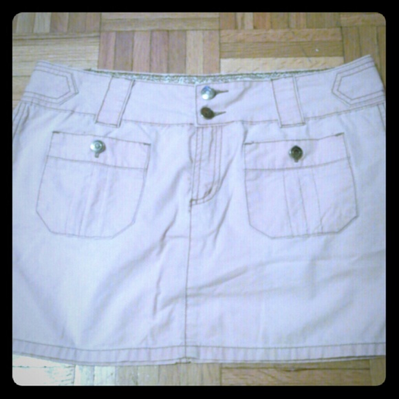American Eagle Outfitters light pink mini skirt