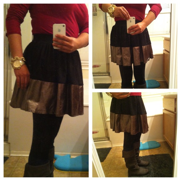 Black and gold pleated leather skirt - Picture 3 of 4