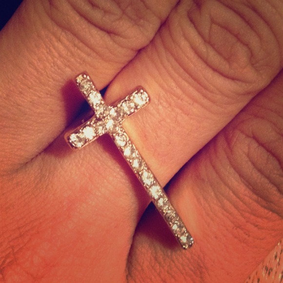 Cross ring