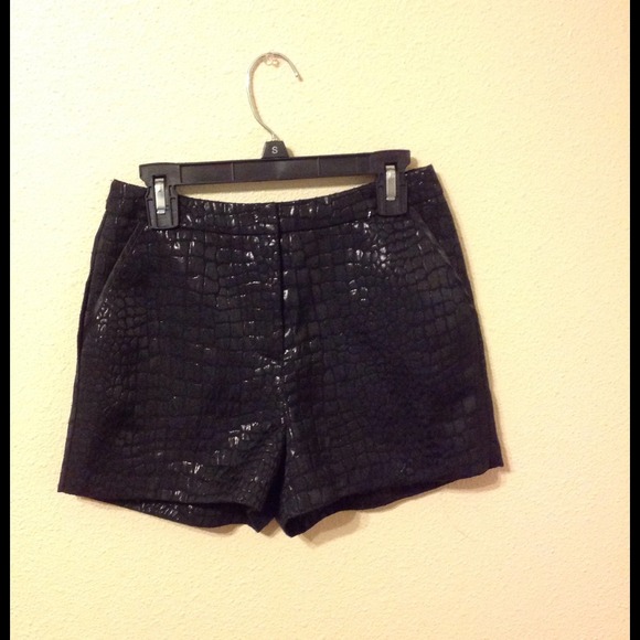 Snake print high waisted shorts