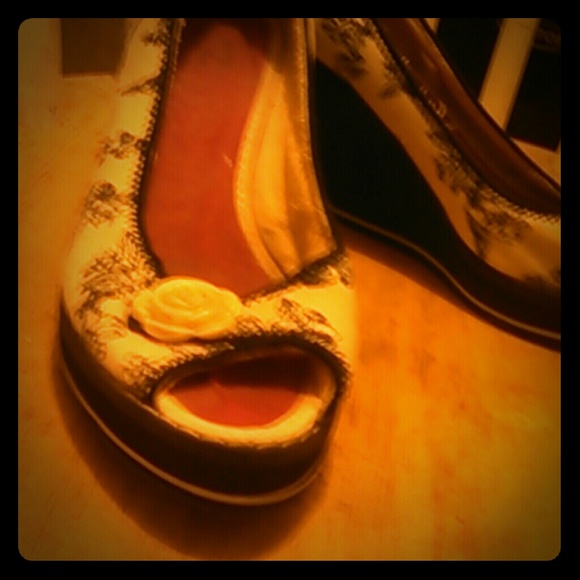 Shoes with a cute design