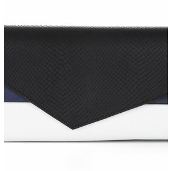 BCBG ~~SOLD~~ - Picture 4 of 4