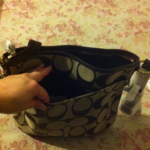 ❌🚫SOLD on another site 🚫❌NEW coach crossbody - Picture 4 of 4