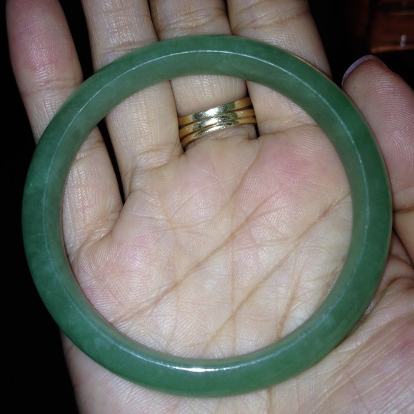 Genuine green Jade bangle