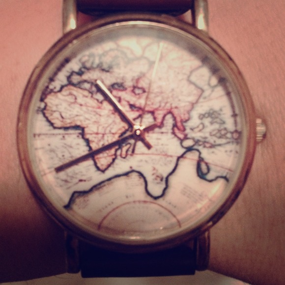 Accessories - Urban outfitters world watch RESERVED