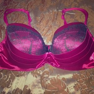 Cacique 40DDD bra