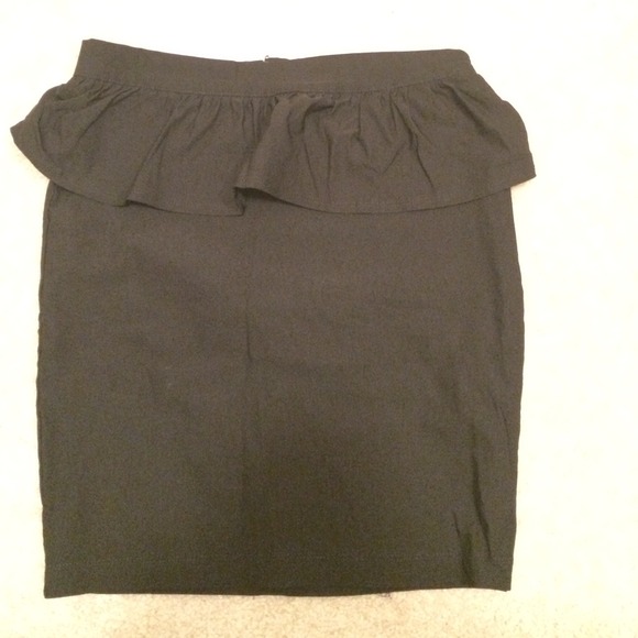 Black peplum pencil skirt. NO trades